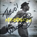 マーカスミラーのCD『アフロディジア』のジャケット、直筆サイン入り
